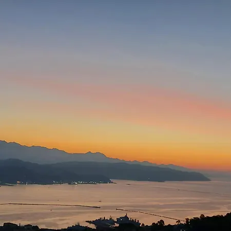 Terrazza Dei Poeti * La Spezia