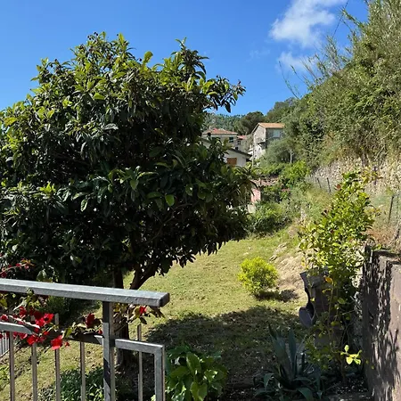 Terrazza Dei Poeti Hébergement de vacances La Spezia